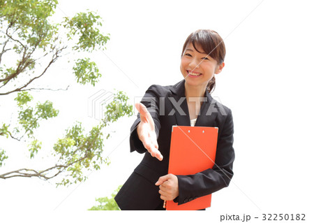 ビジネス 女性 ポートレート ビジネス 女性 ポートレート 32250182