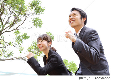 ビジネス　男女　ポートレート 32250222