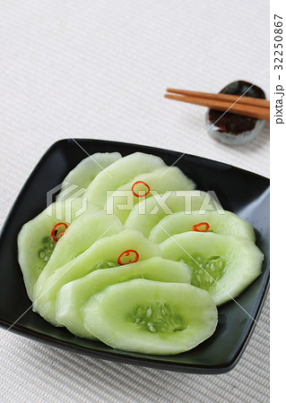白キュウリの浅漬け 32250867