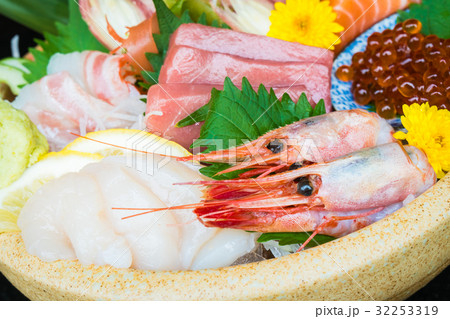 Mixed sashimi 32253319