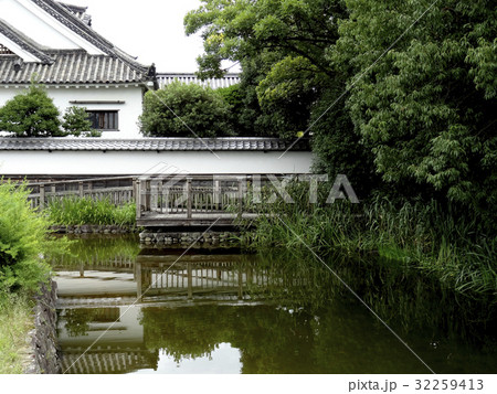 重要伝統的建造物群保存地区今井町の家並み 32259413