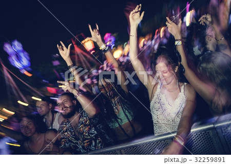 Group of friends fun events dancing holiday 32259891
