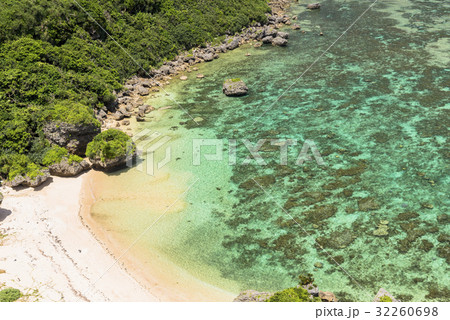 宮城島の果報バンタ 32260698