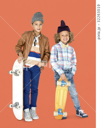 Young Boys Skateboarder Hipster Smile Young Boys Skateboarder Hipster Smile 32263019