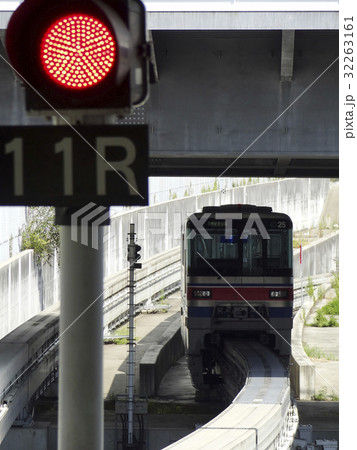 モノレールの終点駅 32263161