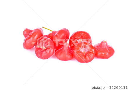 Syzygium samarangense on a white background 32269151