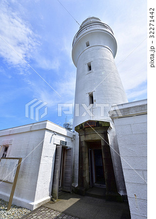 潮岬灯台 灯台入口(和歌山県東牟婁郡串本町) 潮岬灯台 灯台入口(和歌山県東牟婁郡串本町) 32271442