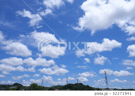 真夏日の大空 真夏日の大空 32271941