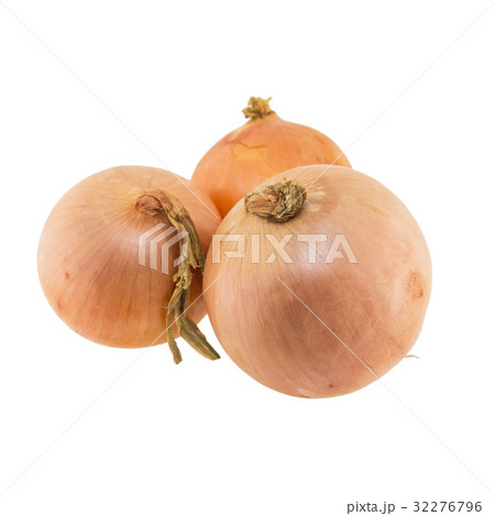 Onion isolated on white background Onion isolated on white background 32276796