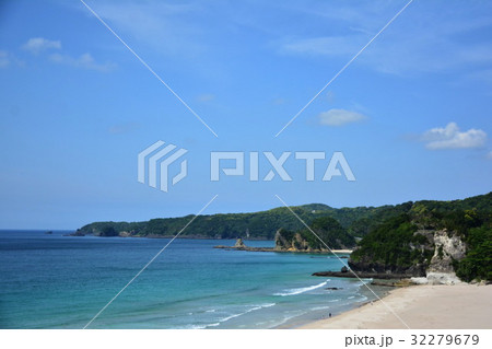 伊豆半島　多々戸浜　海水浴場 （静岡県 南伊豆） 32279679