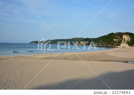 伊豆半島 多々戸浜 海水浴場 (静岡県 南伊豆) 伊豆半島 多々戸浜 海水浴場 (静岡県 南伊豆) 32279693