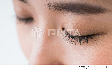 まつ毛 まつ毛 32280210
