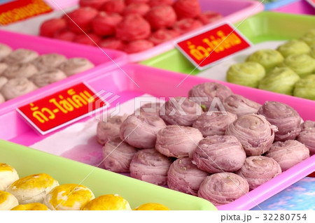moon cake in the market moon cake in the market 32280754