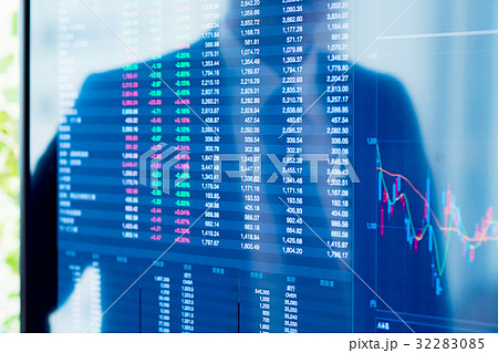 ビジネスマン、株、投資イメージ 32283085