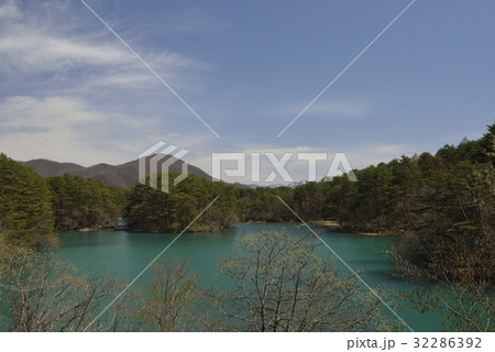 五色沼(毘沙門沼)・裏磐梯(福島県) 五色沼(毘沙門沼)・裏磐梯(福島県) 32286392