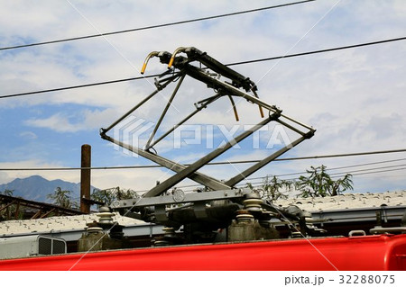 紅い電車・1819F 32288075