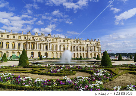 ヴェルサイユ宮殿の遠景　No.2 32288919