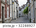 フランス　サンリスの街並み 32288927