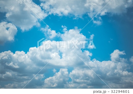 夏空 32294601