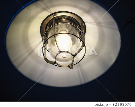灯 ランプ 電灯 32295076