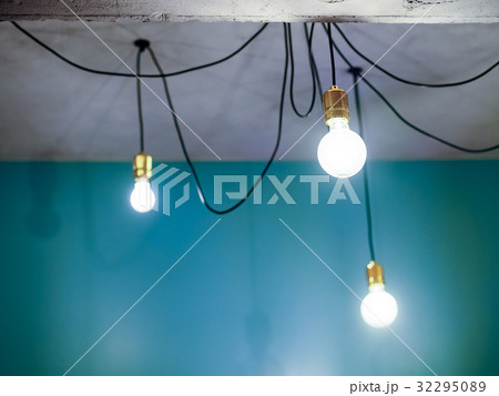 灯 ランプ 電灯 32295089