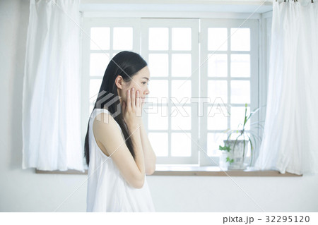 ビューティーイメージ 32295120