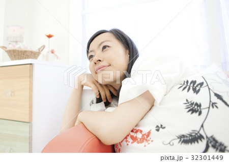 女性ポートレート 32301449