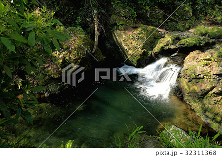 小仏川の小滝　裏高尾 32311368