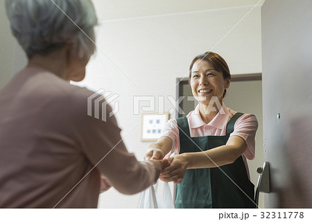 訪問介護 32311778