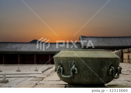 夕焼け ドゥム インジョンジョン 32313660