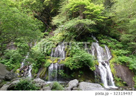 吐竜の滝（７月） 32319497