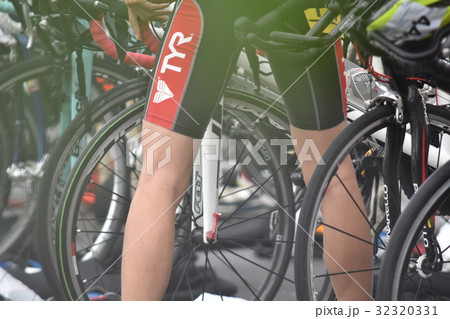 トライアスロン 32320331