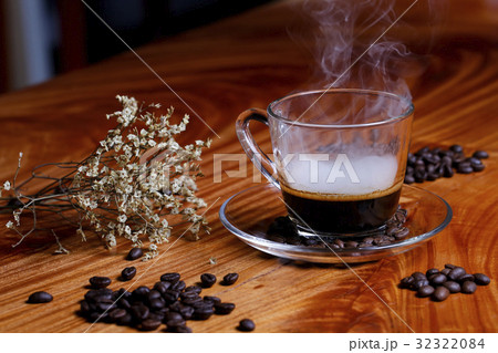 Coffee concept for design and advertisement Coffee concept for design and advertisement 32322084