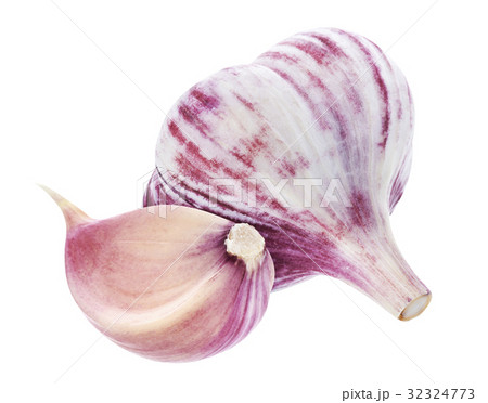 Garlic isolated on white background Garlic isolated on white background 32324773