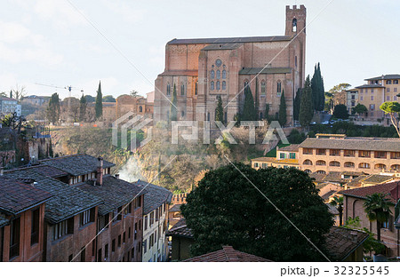 Basilica in Siena city on hill in winter 32325545