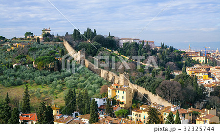 above view of gardens and wall of Giardino Bardini above view of gardens and wall of Giardino Bardini 32325744