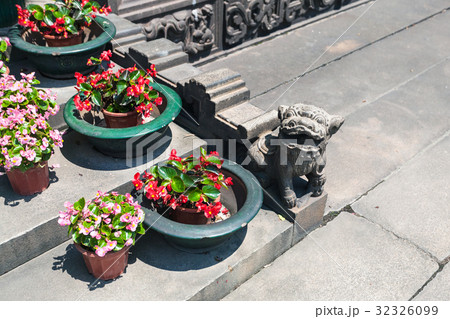 steps in court of Guangdong Folk Art Museum 32326099