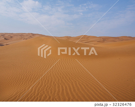 新疆ウイグル自治区・クムタグ砂漠 / Kumutage Desert, Xinjiang,China 新疆ウイグル自治区・クムタグ砂漠 / Kumutage Desert, Xinjiang,China 32326476