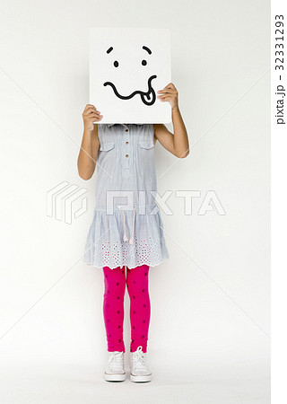 Illustration of drunk unconscious face on banner 32331293