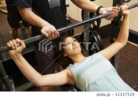 スポーツジム 32337529