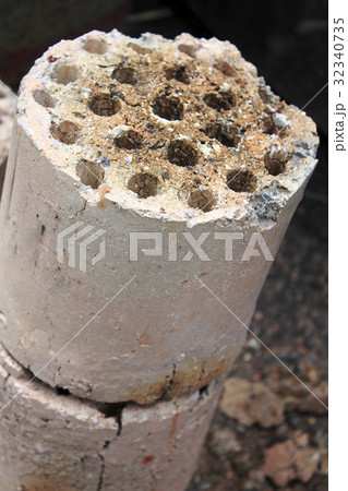 燃焼済みの練炭 燃焼済みの練炭 32340735