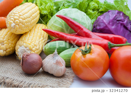 vegetables on sack 32341270