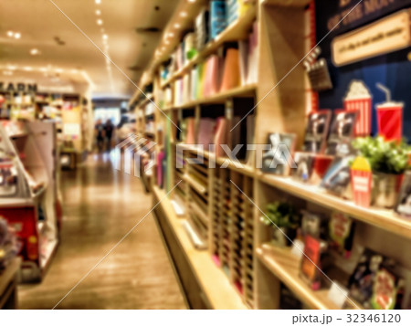 Vintage style color tone.Blur image of a bookstore 32346120
