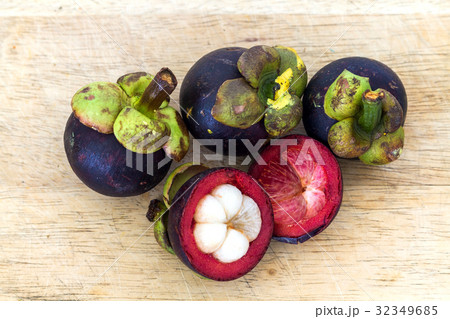 Mangosteen Is Popular Fruits Mangosteen Is Popular Fruits 32349685