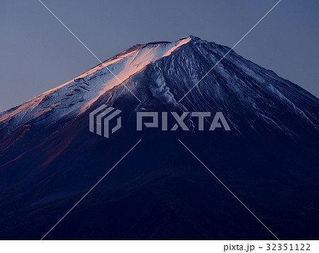 薄雪の朝 薄雪の朝 32351122