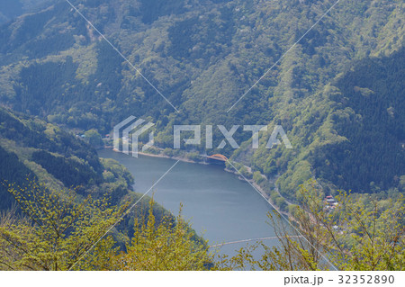 奥多摩湖（小河内貯水池） 32352890