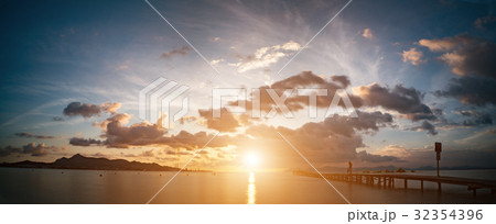 Sunset over the sea, Mallorca Spain Sunset over the sea, Mallorca Spain 32354396