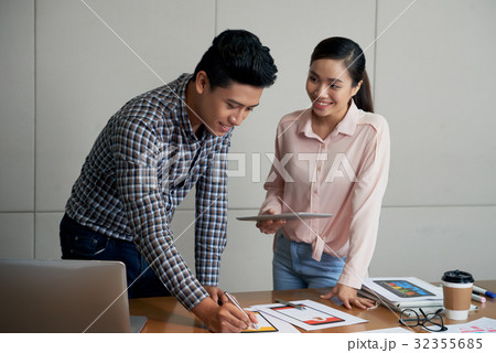 Meeting with designer Meeting with designer 32355685