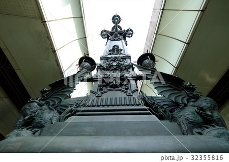 日本橋(麒麟像を含む装飾柱) 日本橋(麒麟像を含む装飾柱) 32355816