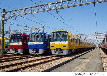 Keikyu Train 2100, 600, 1000 - Stock Photo [32355957] - PIXTA